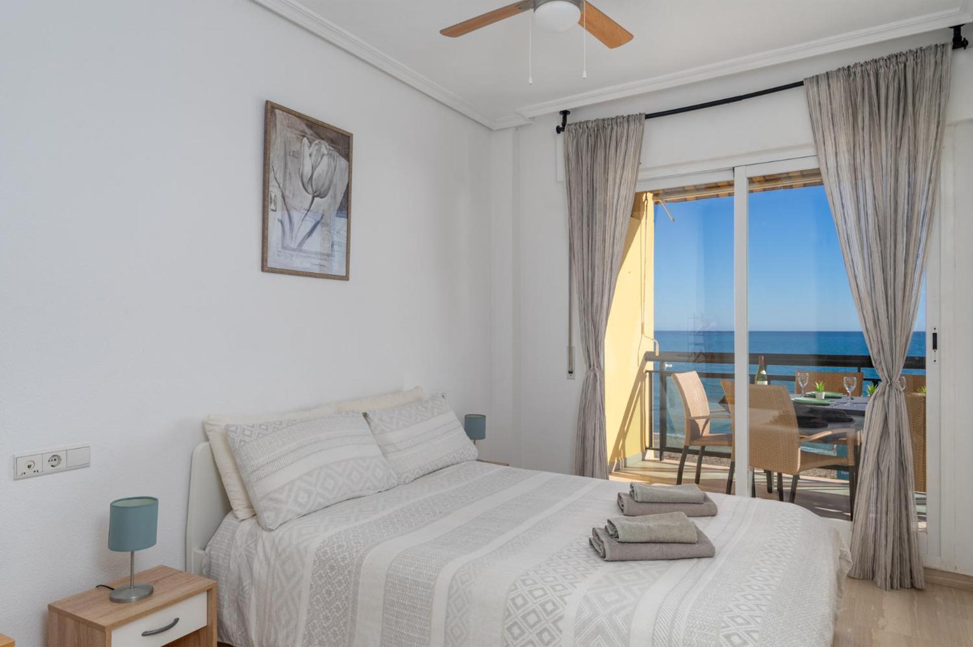 3 Bedroom, Sea Front & Sea View, Plunge Pool Fuengirola Exterior photo